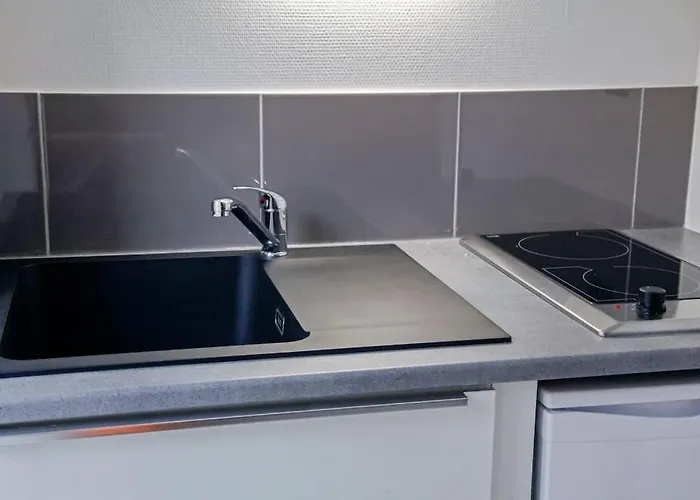 Charles 3 Hypercentre *